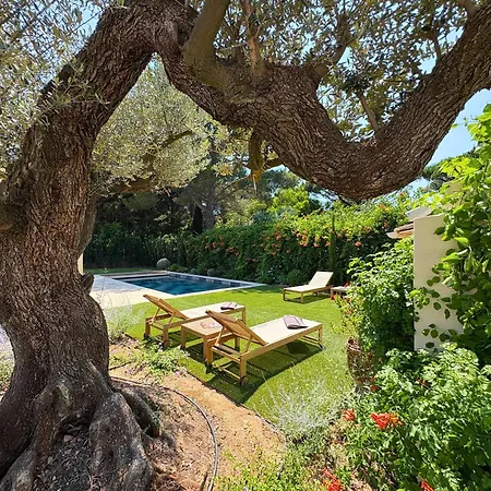 Maison De Charme- 5 Personnes-saint-tropez- Salins Villa *