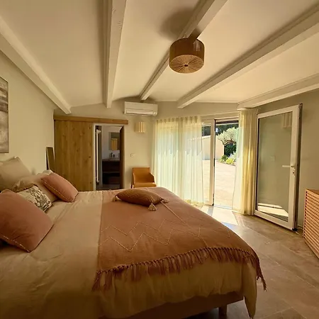 Maison De Charme- 5 Personnes-saint-tropez- Salins